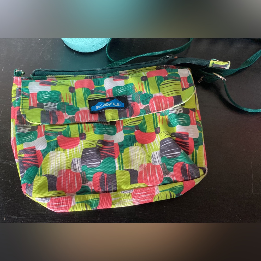 Kavu small purse with strap